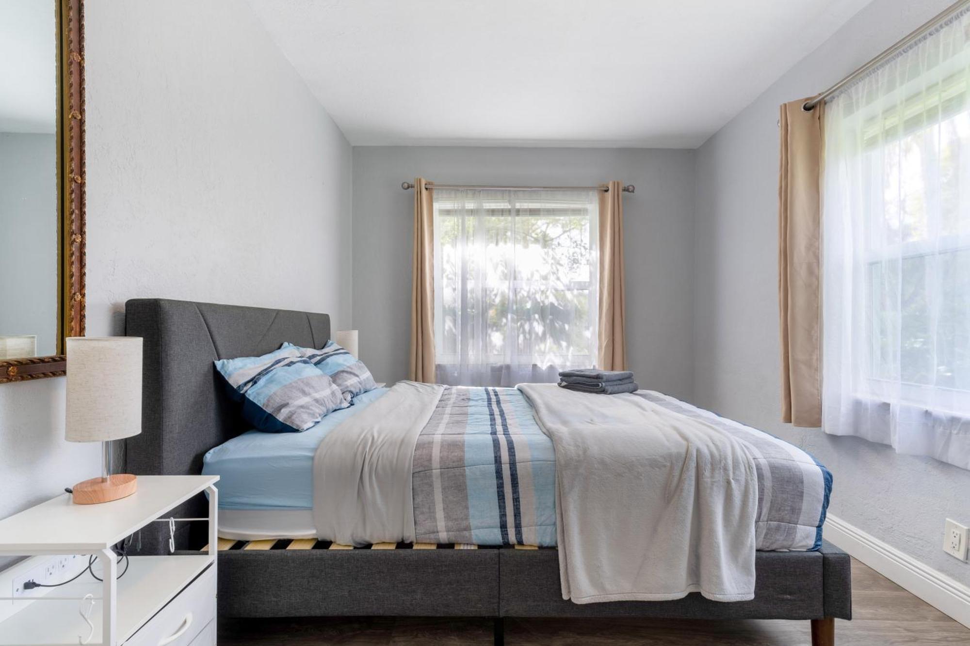 Hollywood Peaceful Hostel 외부 사진
