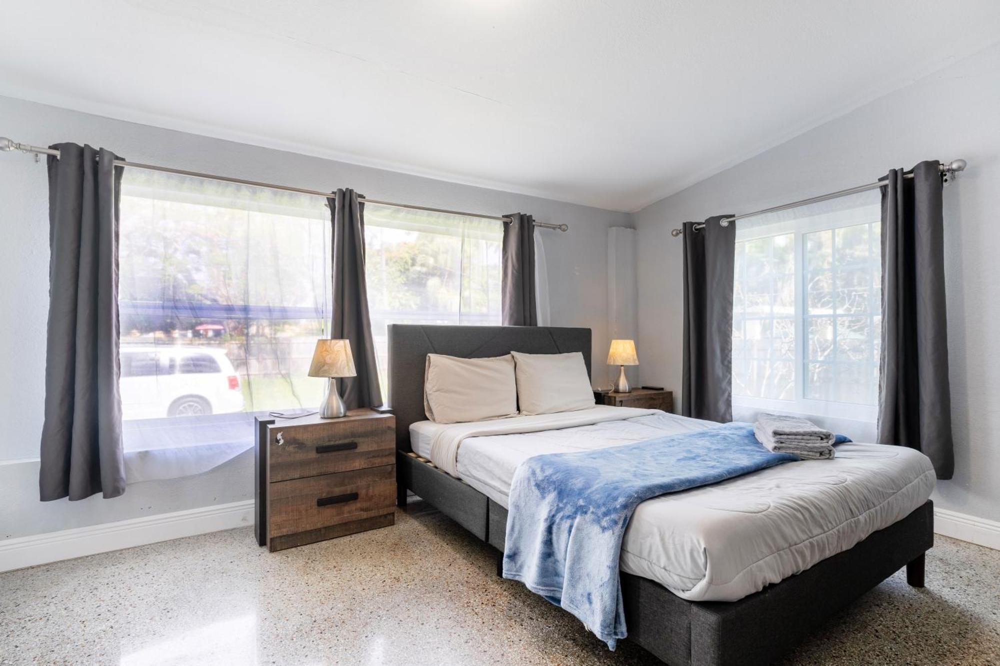 Hollywood Peaceful Hostel 외부 사진